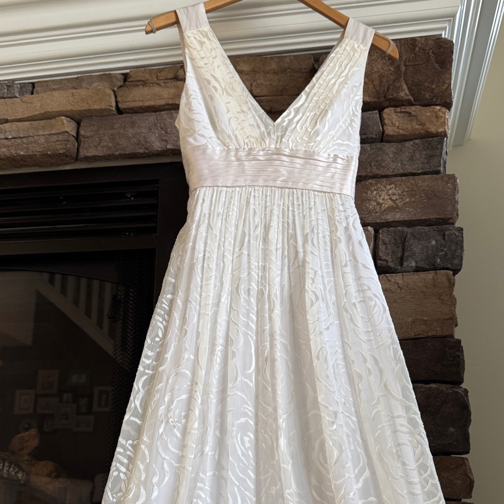BCBGMaxAzaria Sz 2 Vintage White Ivory Gown Embroidered Floral Silk Maxi Dress - Picture 1 of 17